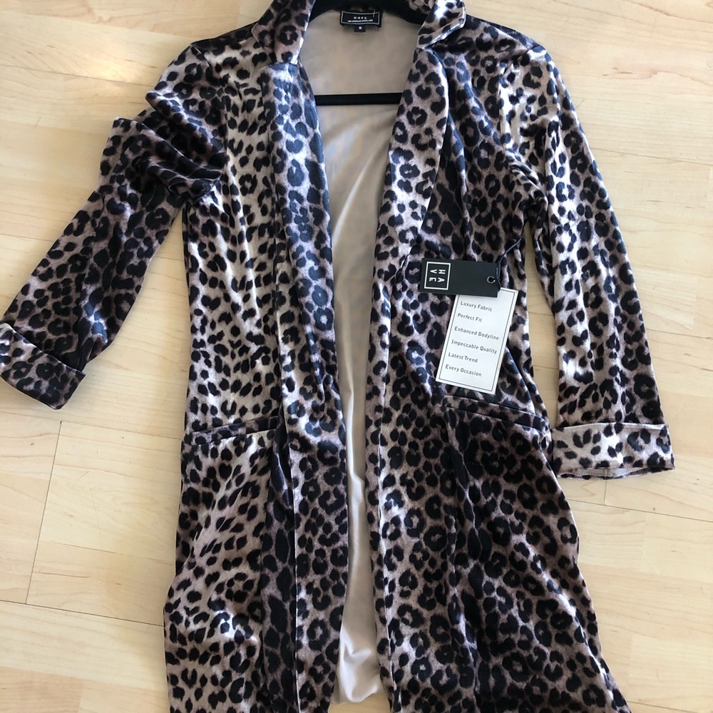HAVE Fashion- Velour leopard jacket